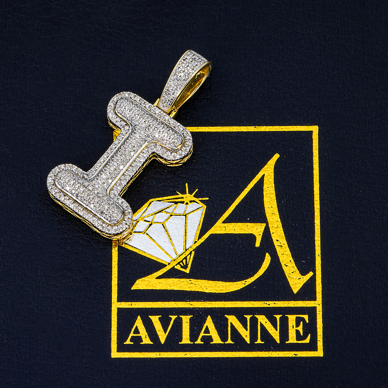 14k yellow gold letter I pendant